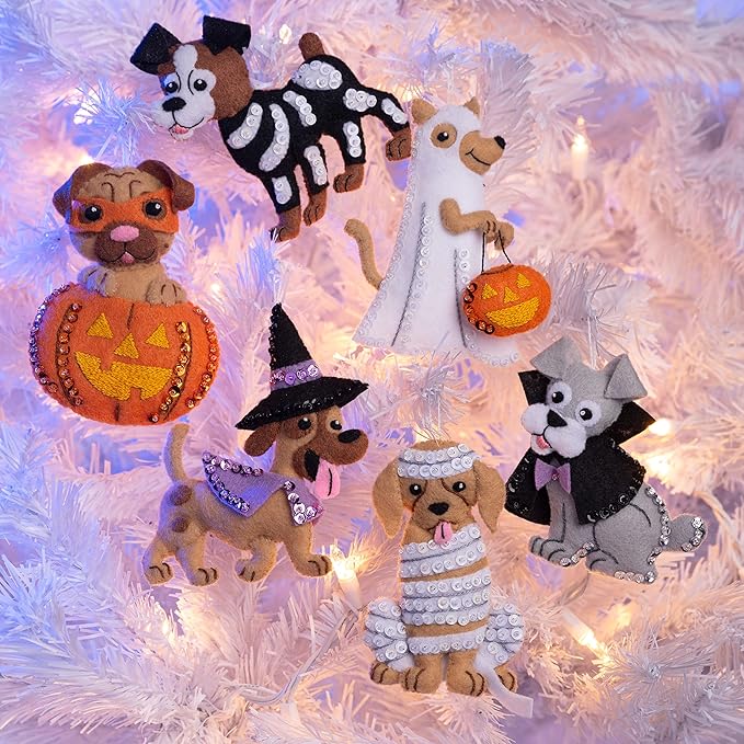 Bucilla Felt Applique 6 Piece Ornament Making Kit
